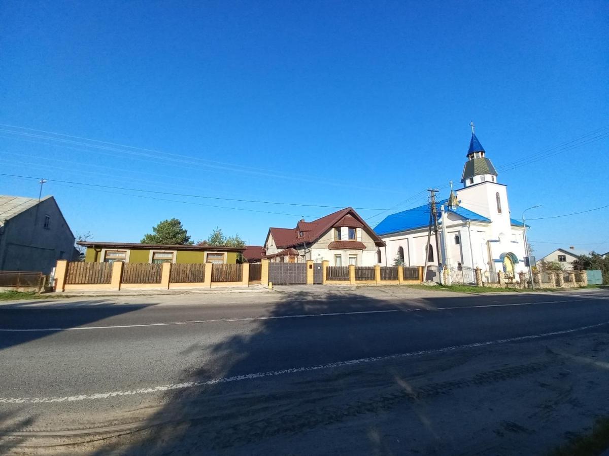 Valentyna Apartamento Sapezhanka Exterior foto